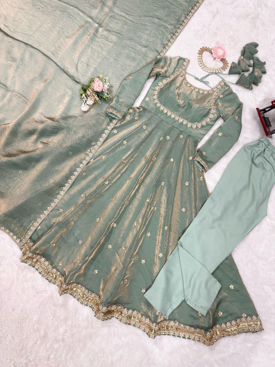 PIAA — Fandy Silk Shimmer Anarkali