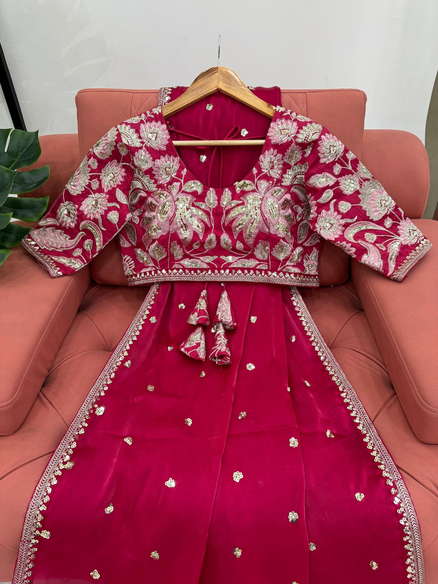 NIRUPA - Partywear Georgette Saree x Floral Designer Blouse
