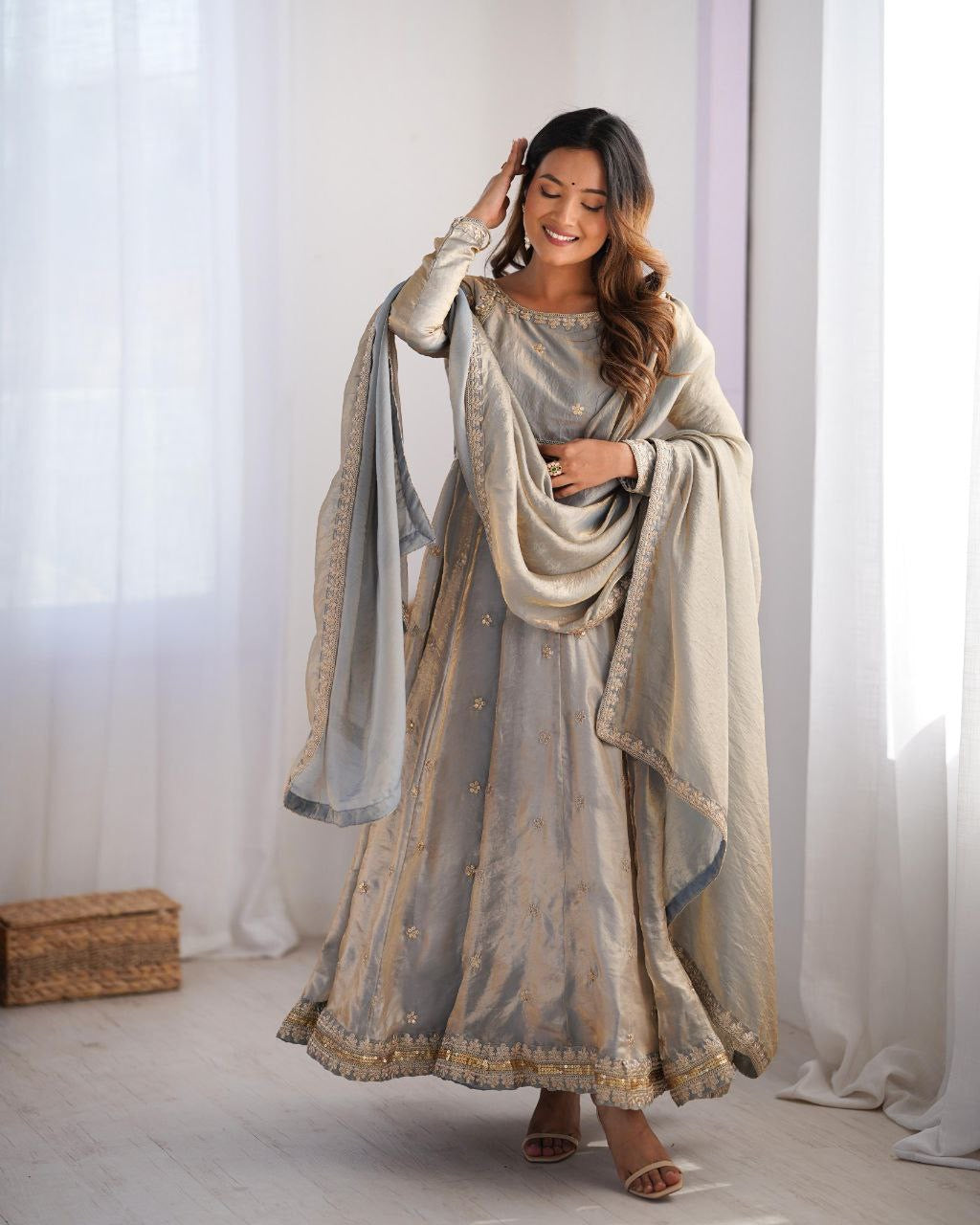 PIAA — Fandy Silk Shimmer Anarkali