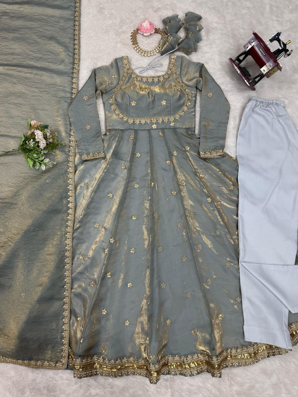 PIAA — Fandy Silk Shimmer Anarkali