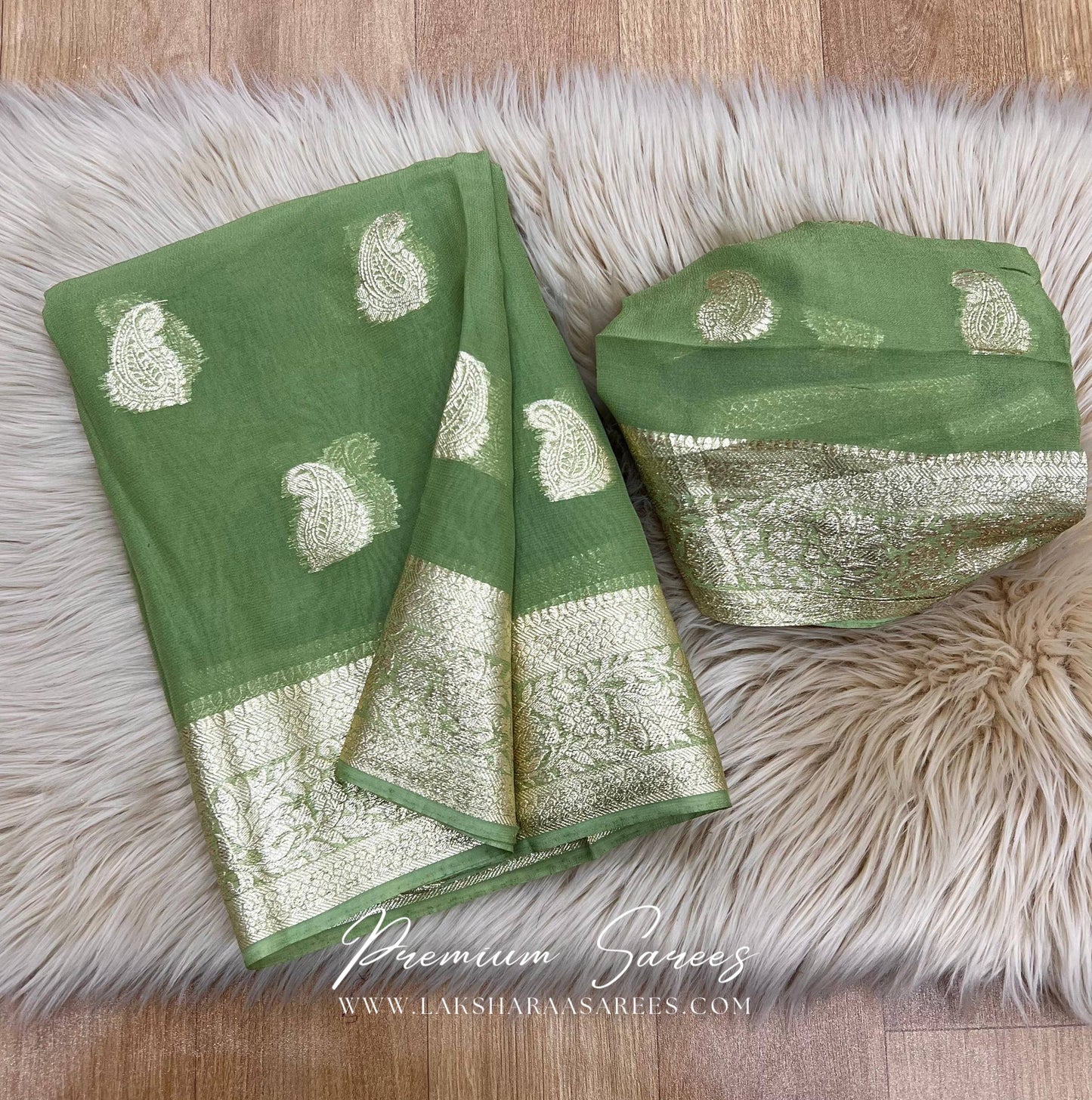 Viscose Georgette Saree x Gold Zari