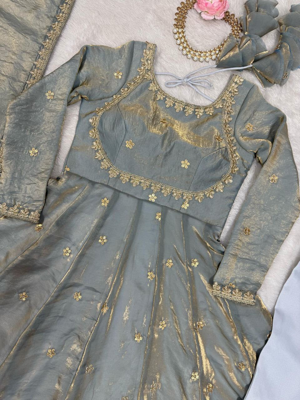 PIAA — Fandy Silk Shimmer Anarkali