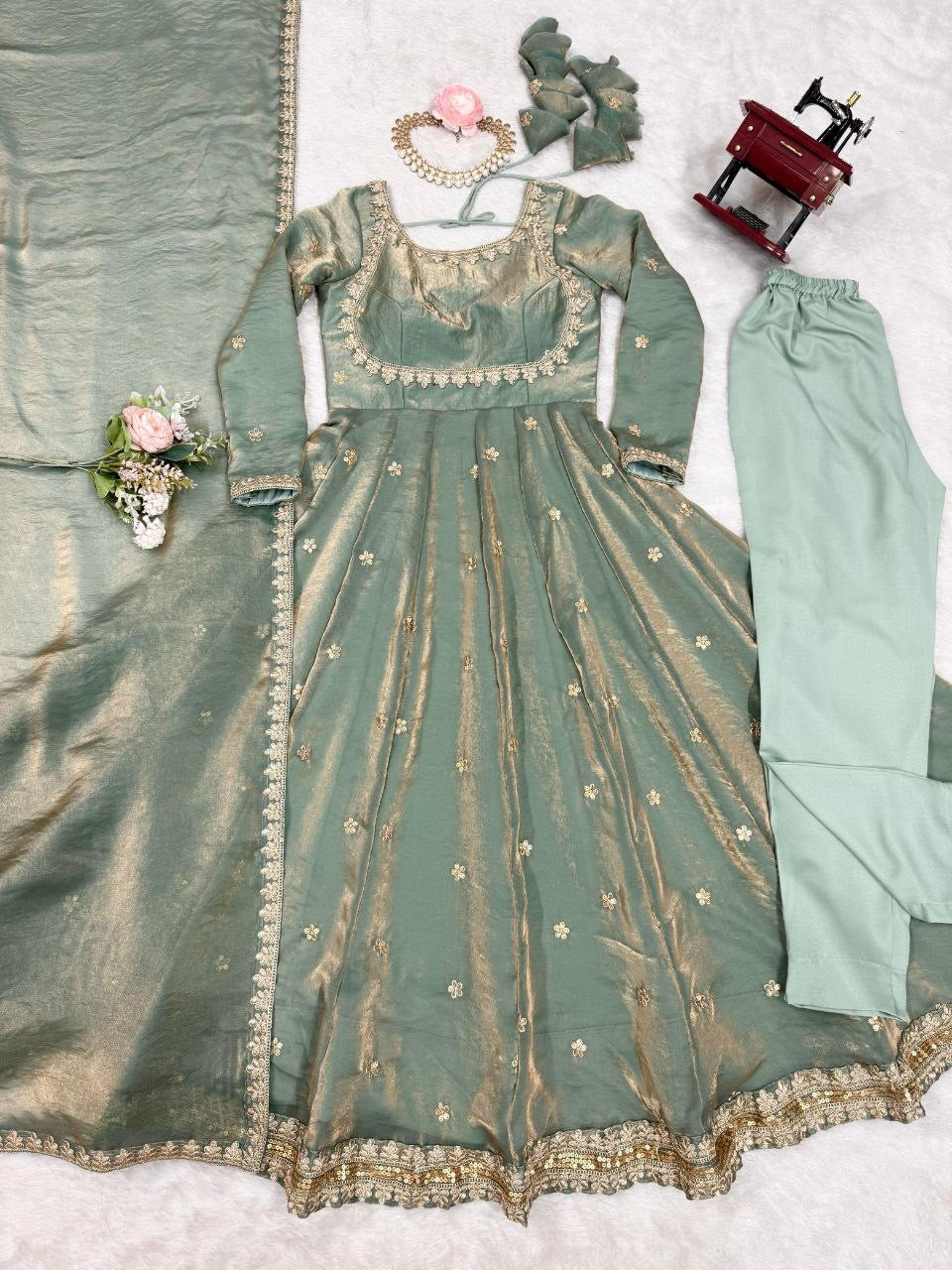 PIAA — Fandy Silk Shimmer Anarkali