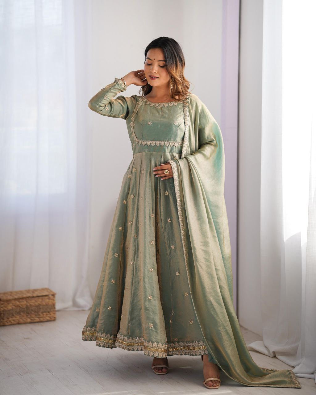 PIAA — Fandy Silk Shimmer Anarkali