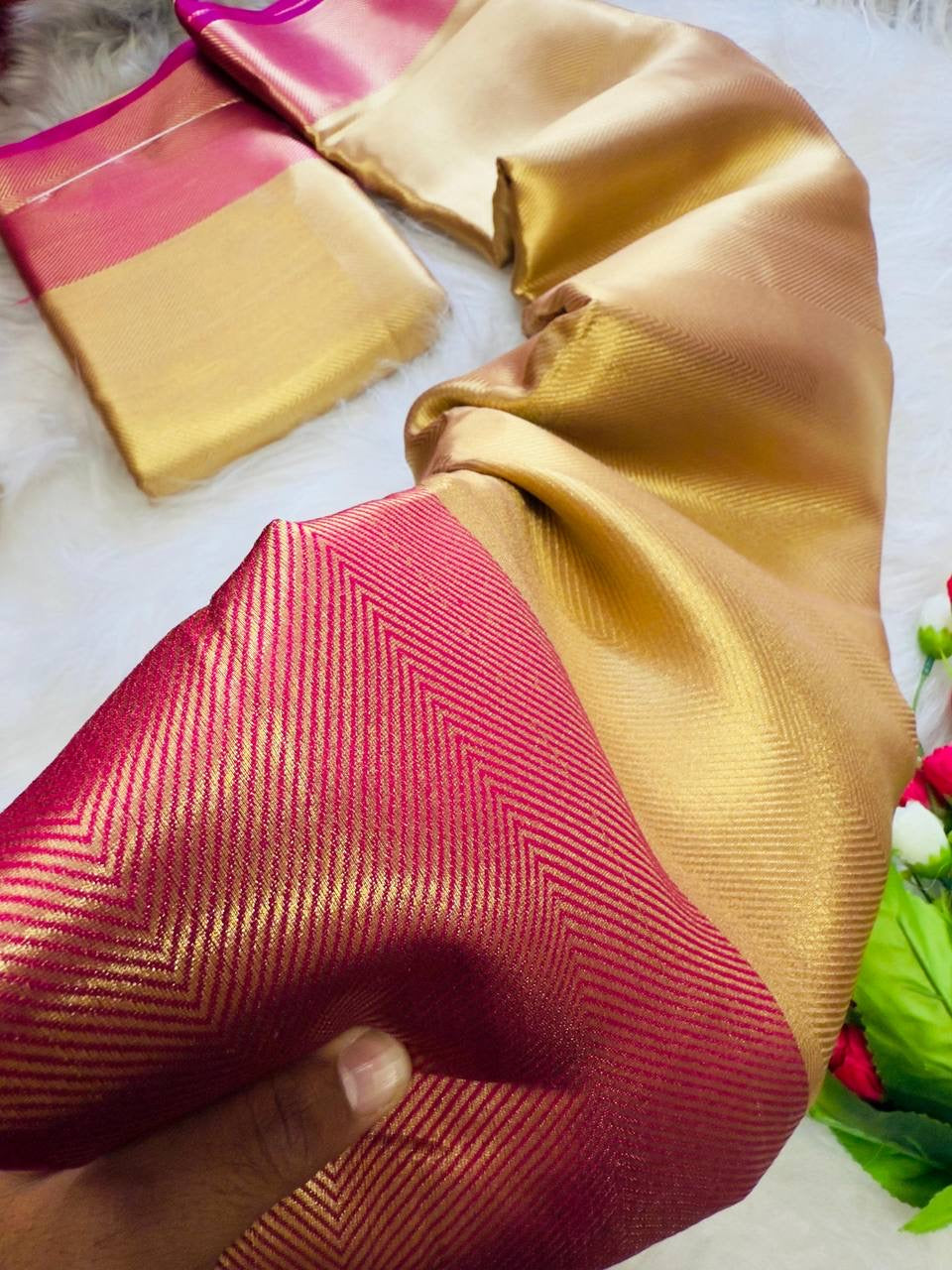 JOTHIKA - Stunning Gold x Pink Banarasi Tissue Saree