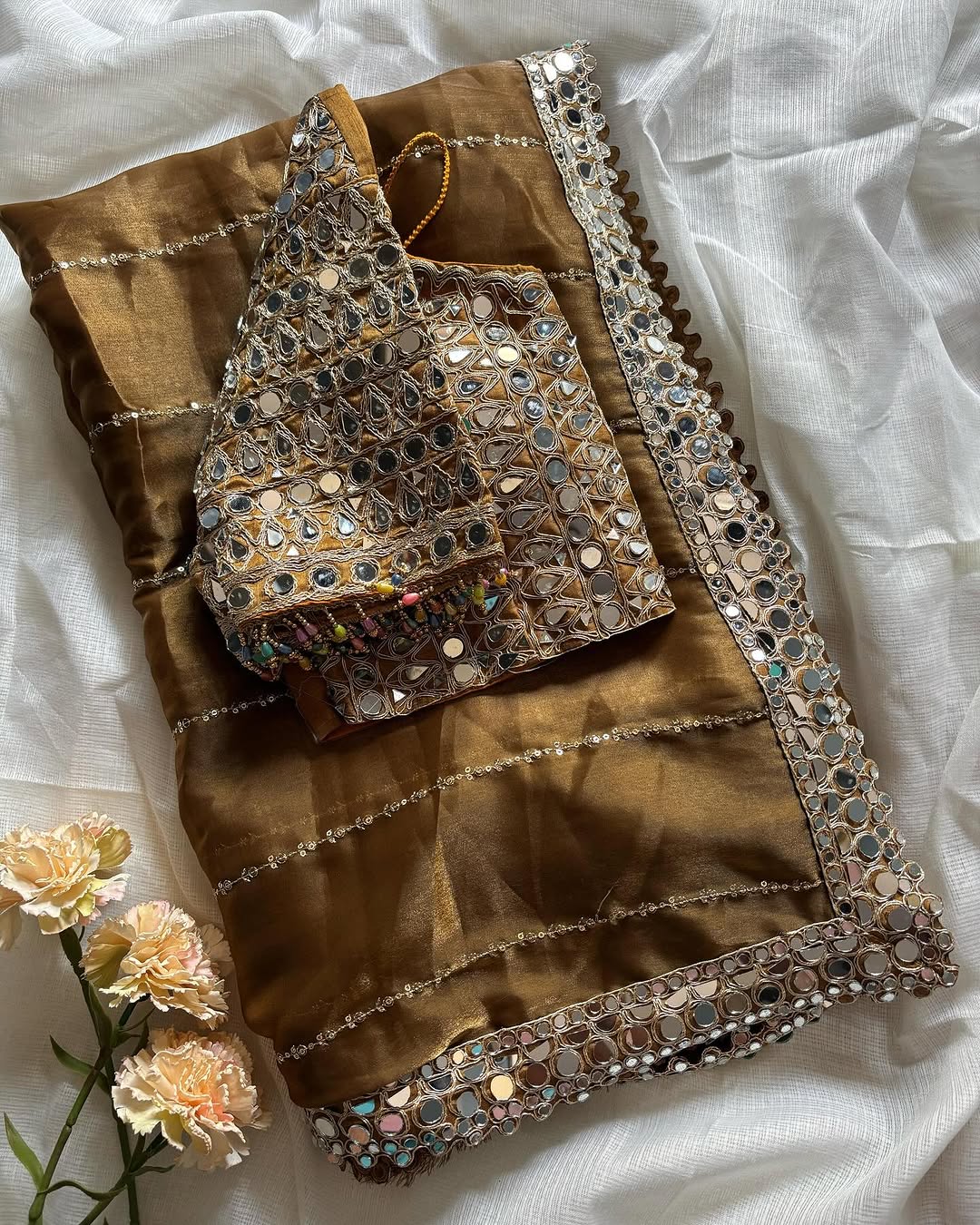 NAVEE - Shimmer Silk Saree X Readymade blouse