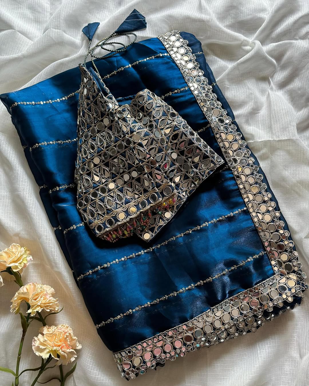 NAVEE - Shimmer Silk Saree X Readymade blouse