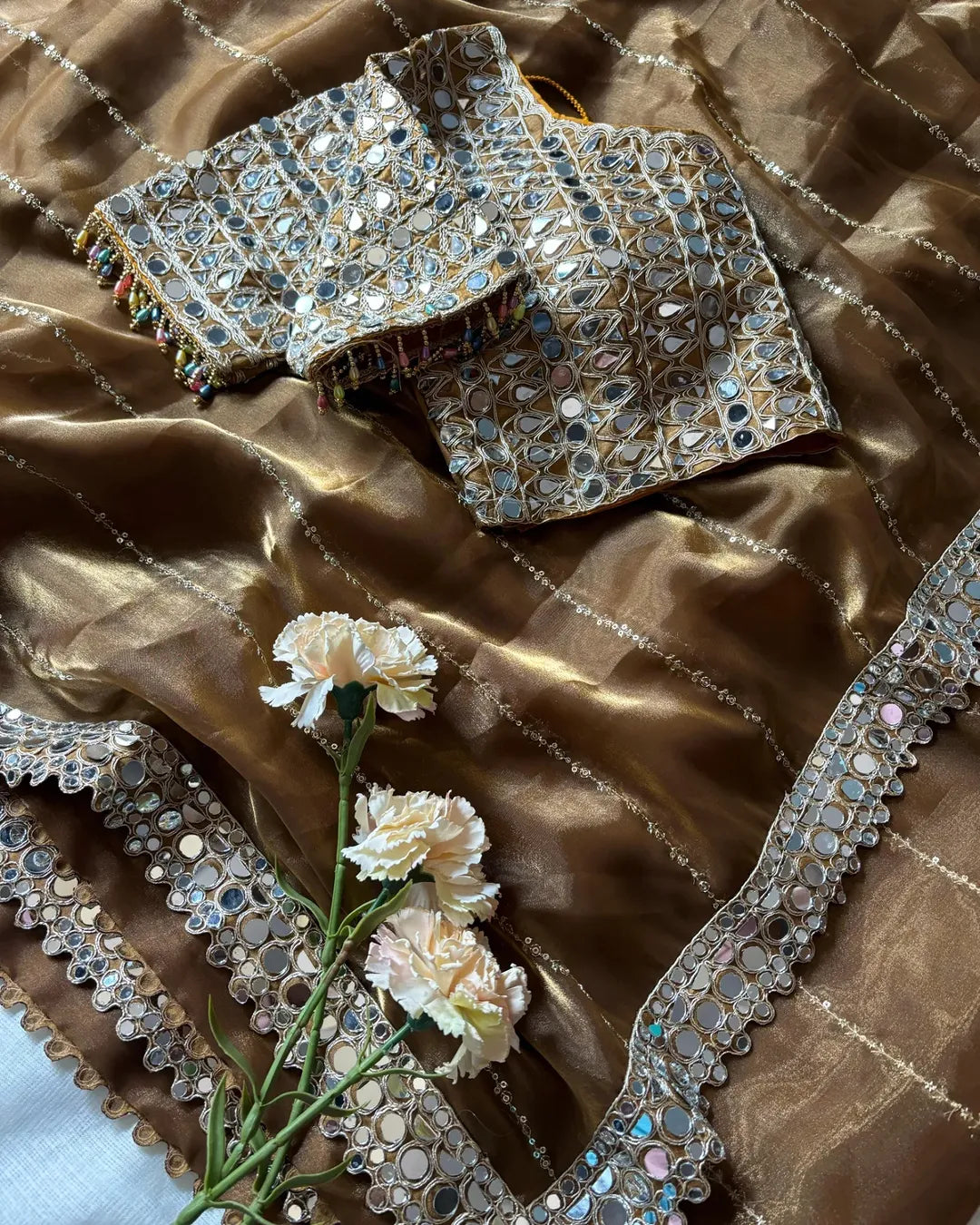 NAVEE - Shimmer Silk Saree X Readymade blouse