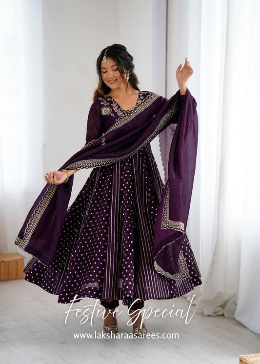 AMELIA — Crunchy Anarkali Suit