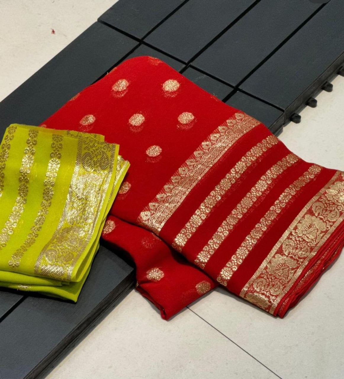 Soft Viscose Georgette Saree x Contrast Blouse
