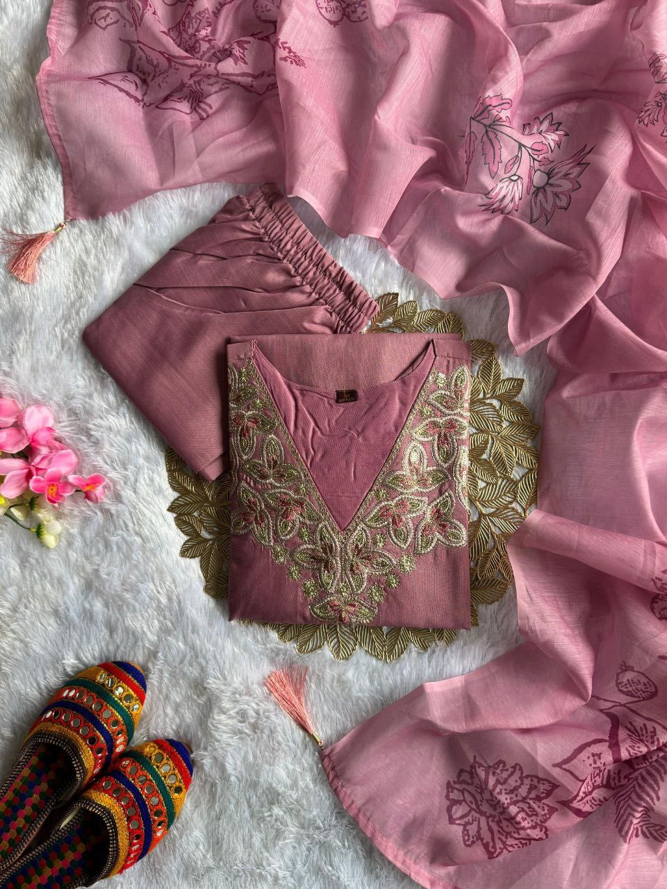 Baby pink comfy kurti set for girls by Laksharaa Sarees, featuring a soft, traditional kurti and matching bottoms.