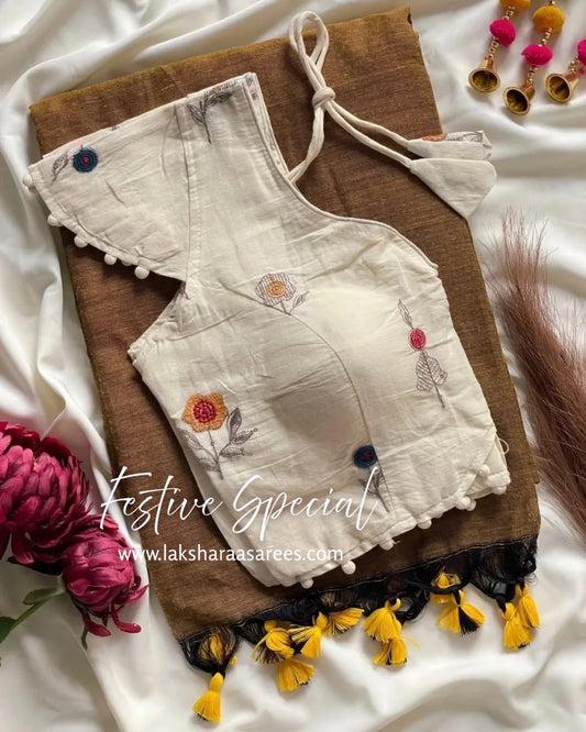 PAVII — Cute Khadhi Cotton Tassel Saree x Readymade Blouse