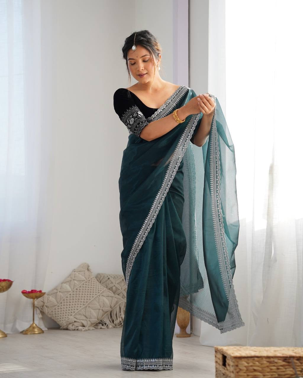 LORI — Beautiful Twill Net Dinner Saree