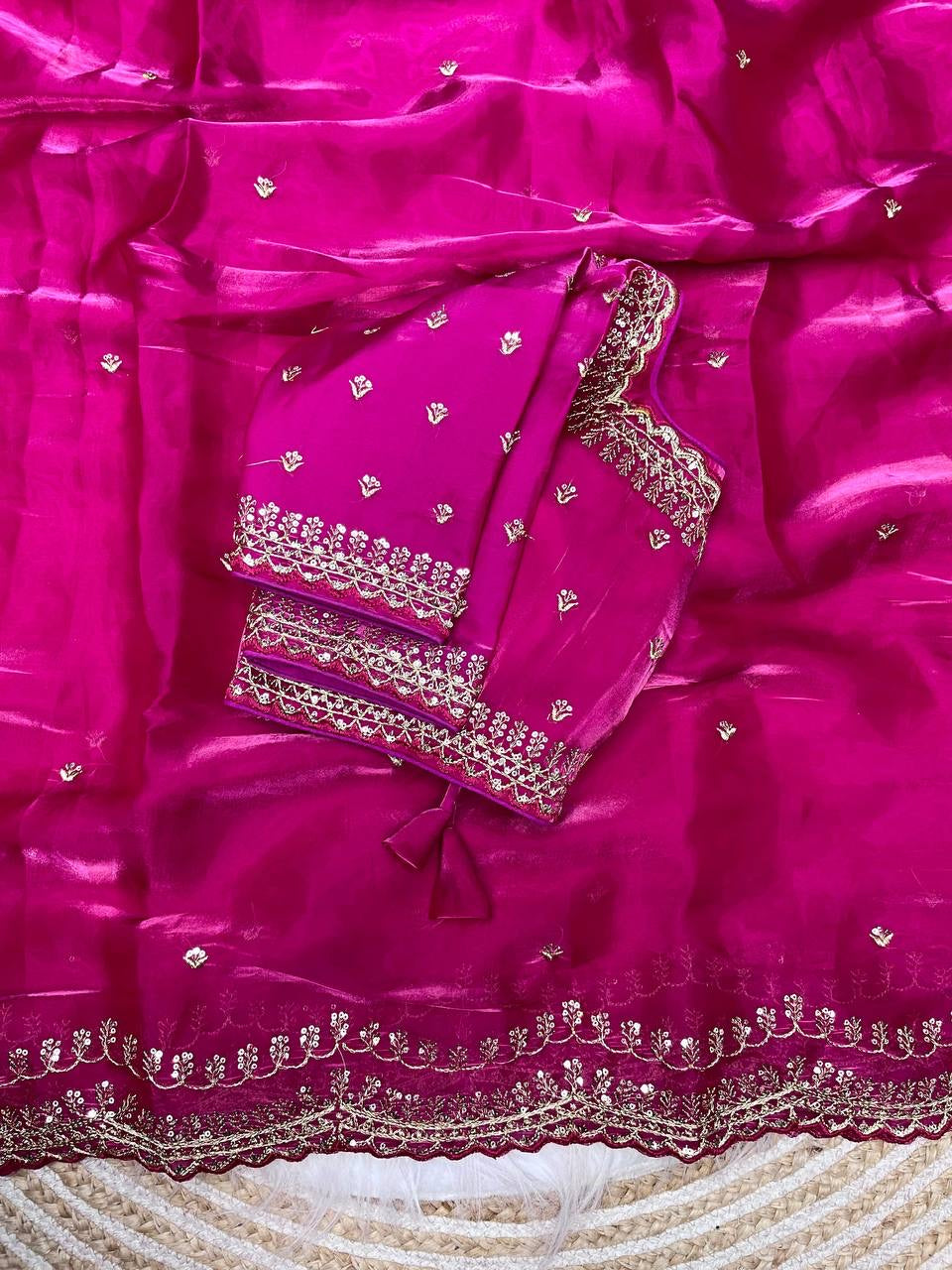 EMERY - Shimmer Silk Saree x Readymade Blouse