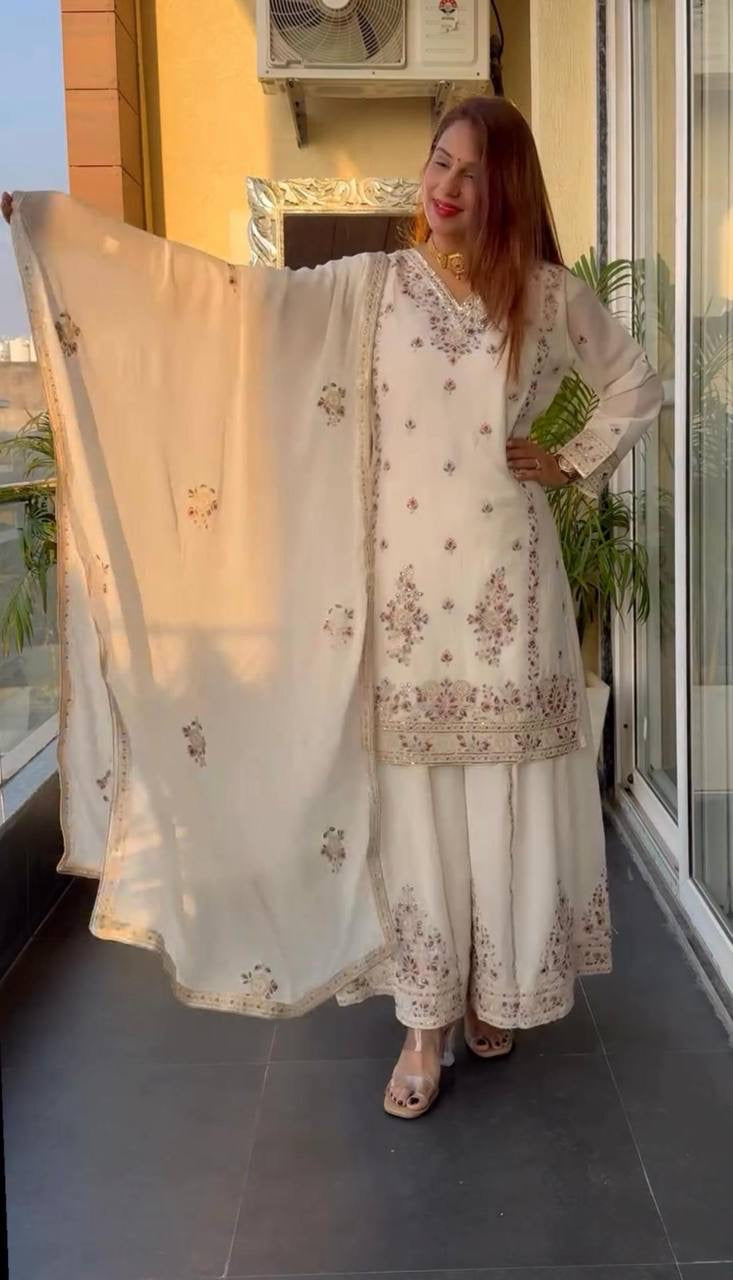 HIMANI - Floral chinon Pallazo suit