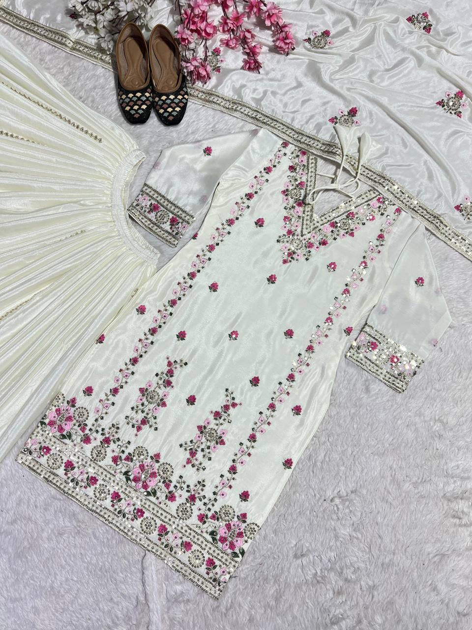 HIMANI - Floral chinon Pallazo suit