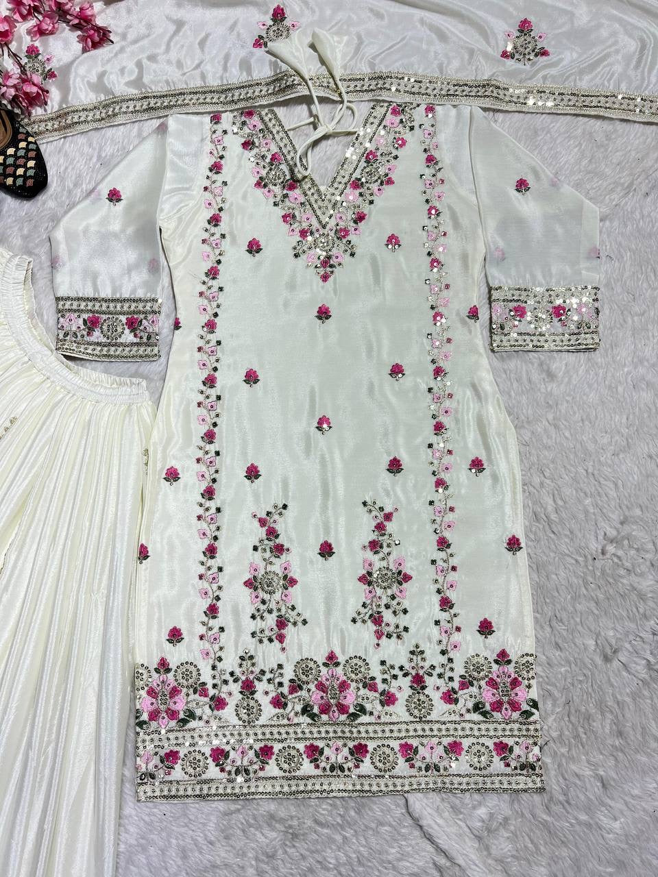HIMANI - Floral chinon Pallazo suit