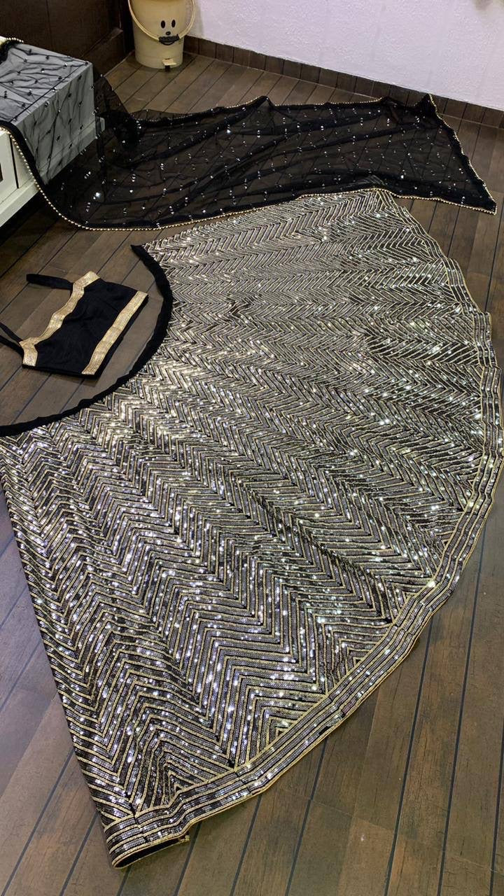 Ayeesha — Black x Silver Premium Lehenga