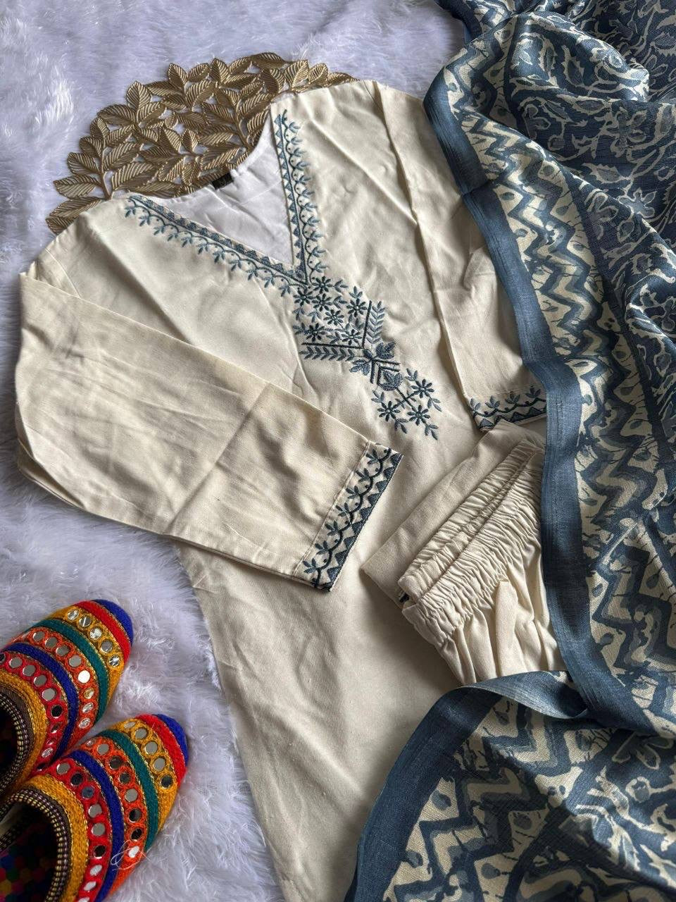 Festive Special Off White Kadhi Kurti Set