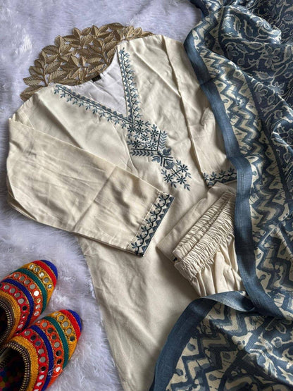 Festive Special Off White Kadhi Kurti Set