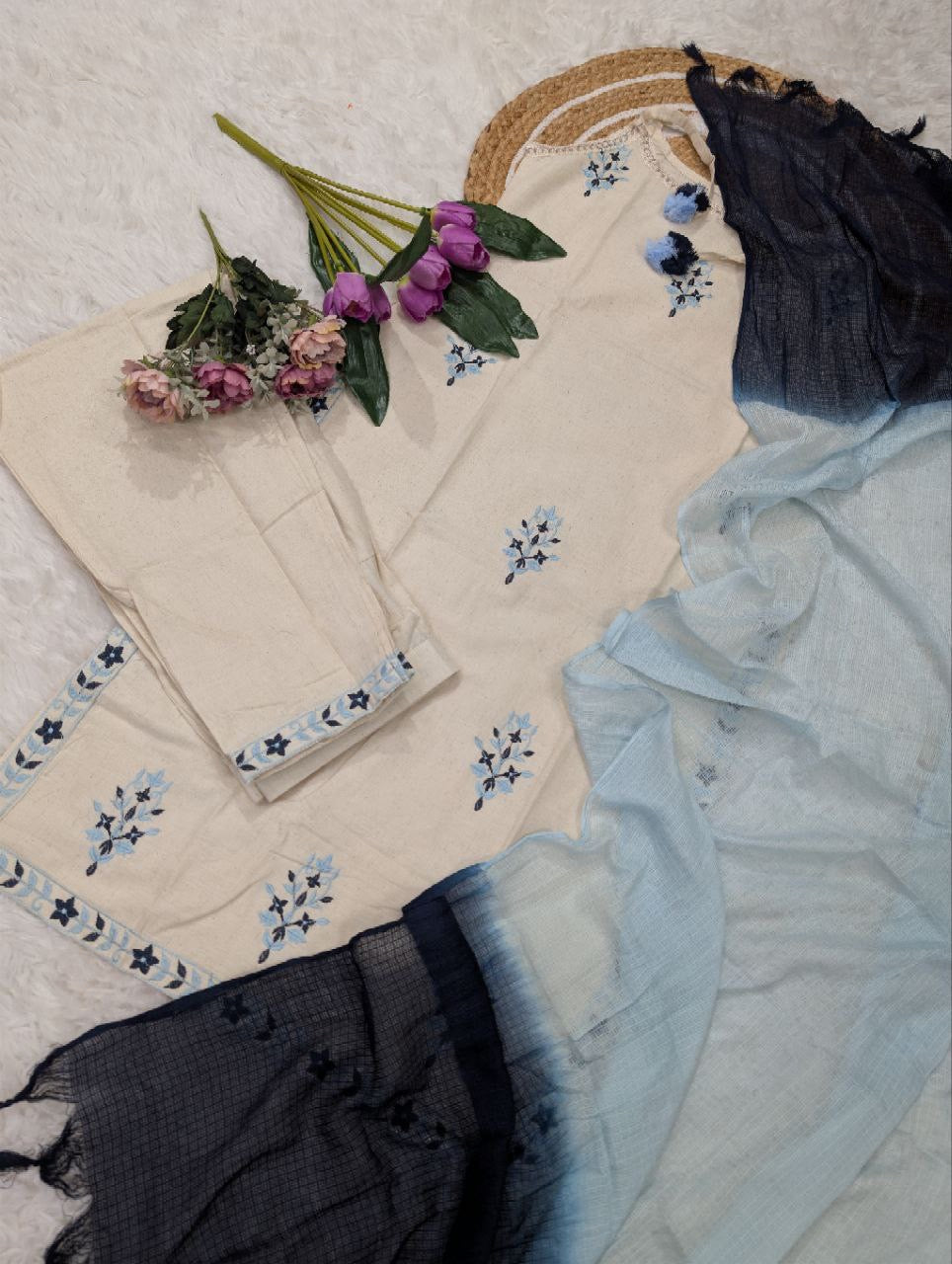 Cute Floral Sleeveless Kurti Set