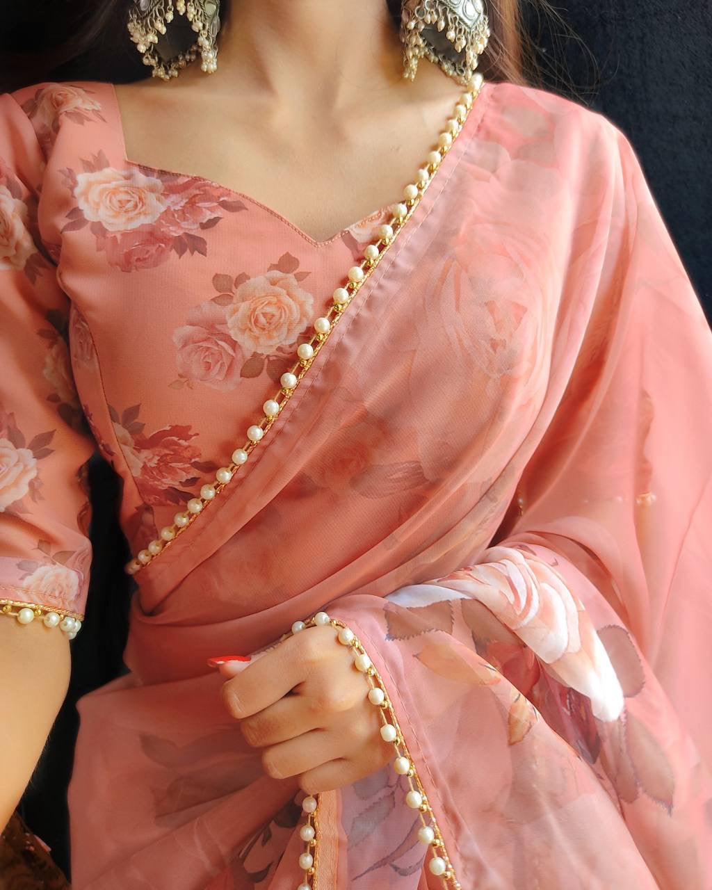 Georgette Floral Saree x Pearl Border