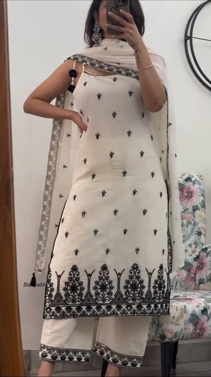 Laksharaa Sarees Maska Cotton Silk Kurta Set Off-White with Black Embroidery Model Standing