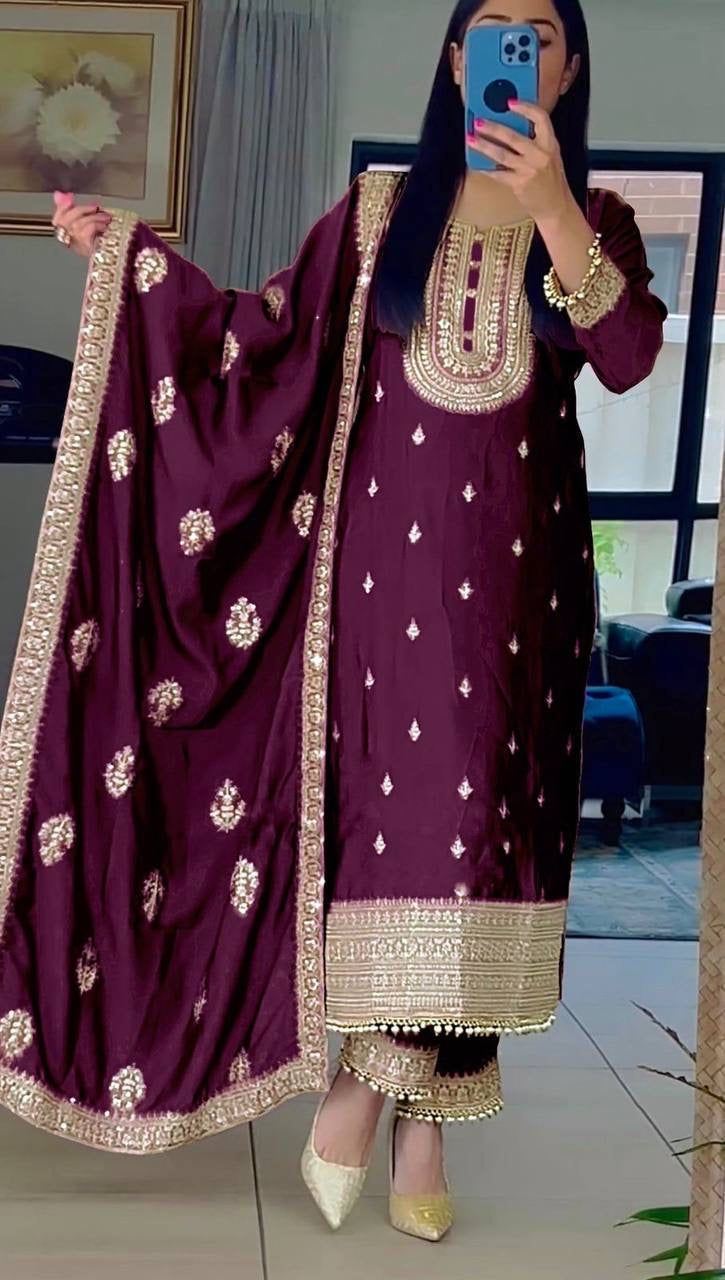 RHEAA - Grand Pakistani Salwar Kameez