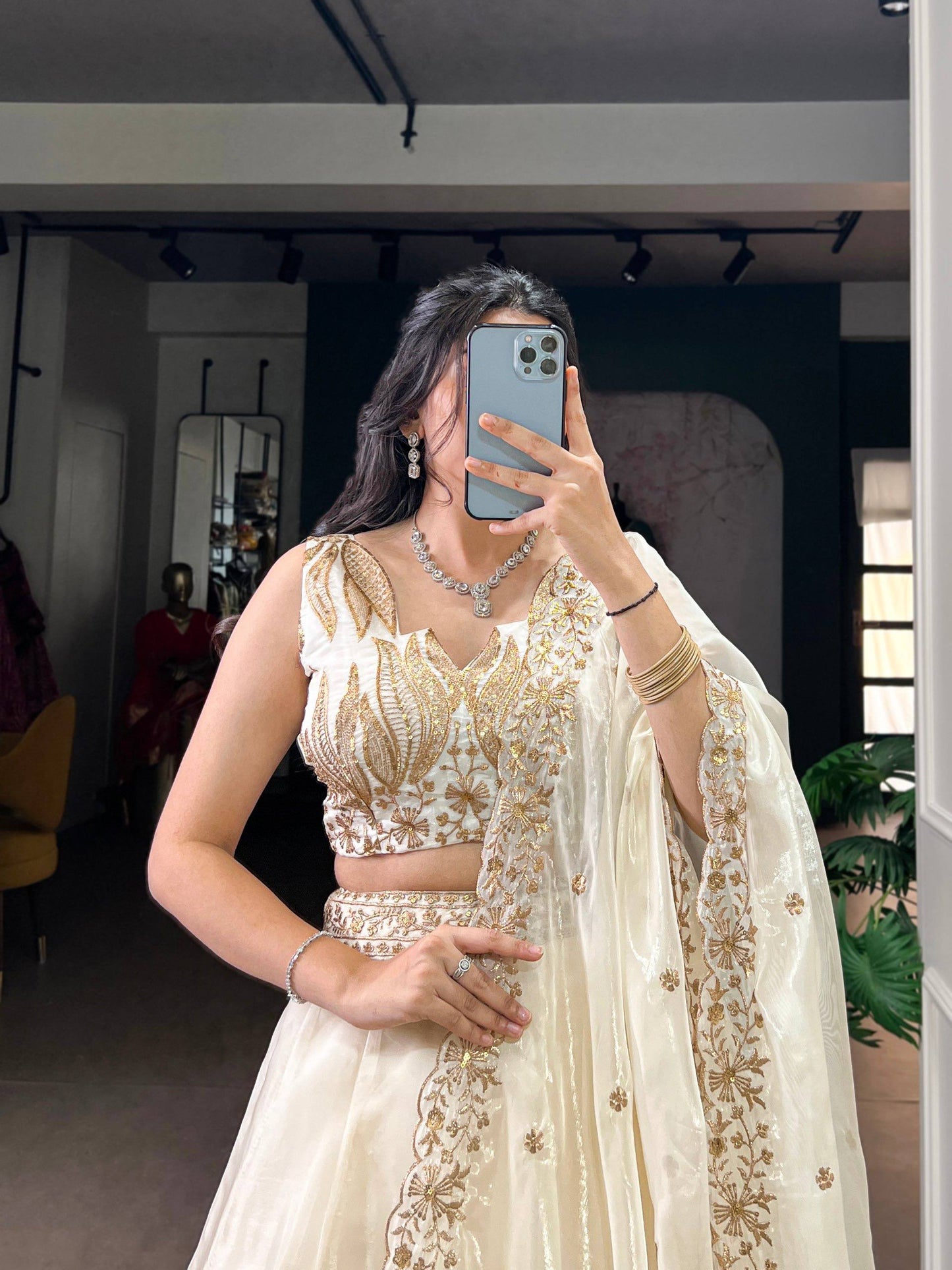 Laksharaa Sarees AVINA - Chanda Silk Lehenga Off-White close-up of blouse and dupatta