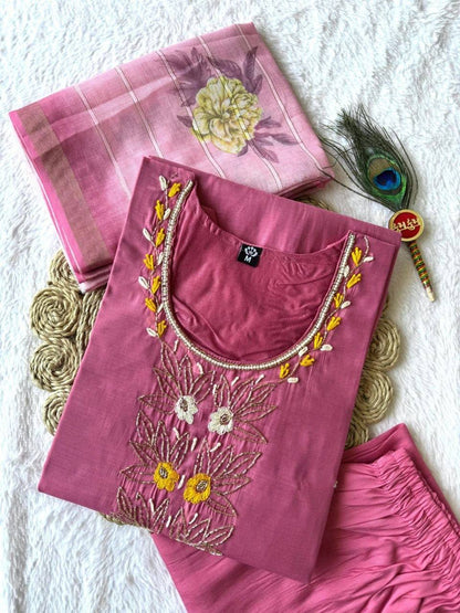 Laksharaa Sarees Mul Cotton Comfy Kurti Set Pink Folded Top View