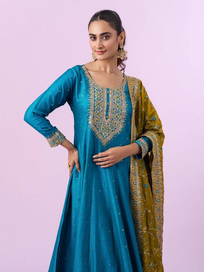 Laksharaa Sarees Festive Vichithrah Silk Kurti Set Teal Worn by Model with Shawl Front View