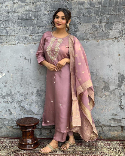 Premium Mauve Kurti Set with Grand Neckline