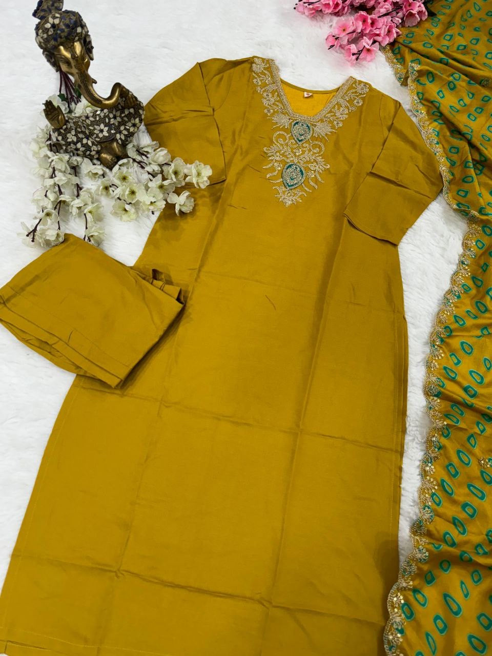 Mustard Gold Kurti x Green Duppata Set