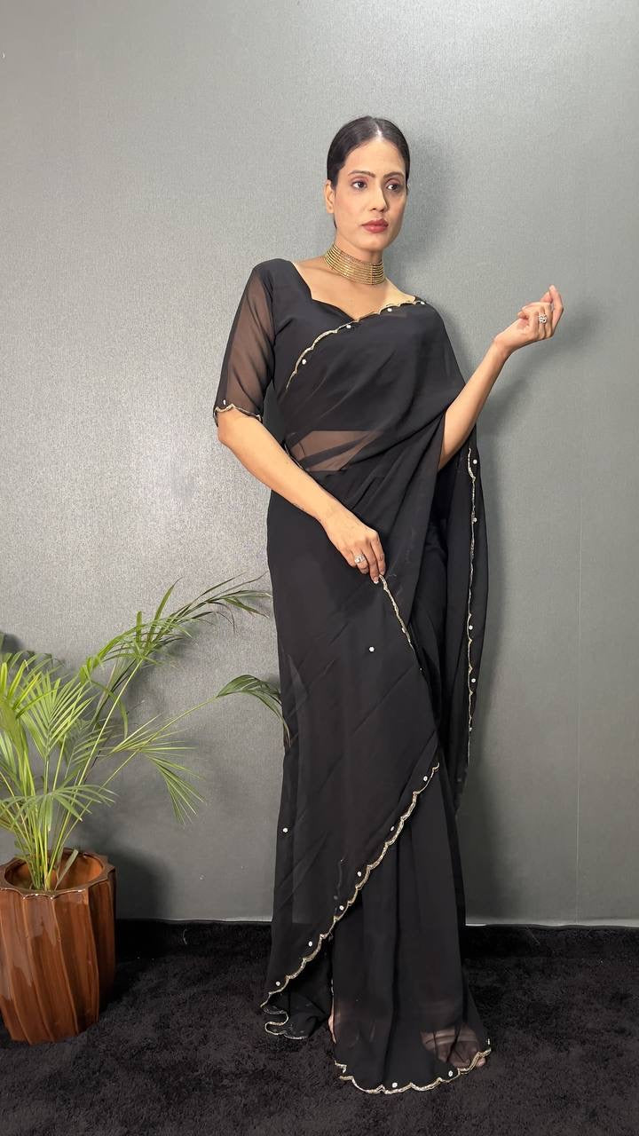 Readymade Saree x Simple Border Work