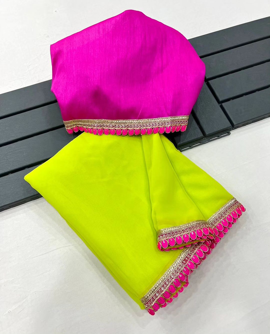 Isai 2.0 - Chiffon Saree x Contrast Blouse & Tiny Tassels