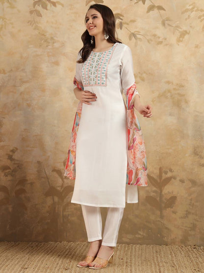 White Kurti Set x Grand Neckline