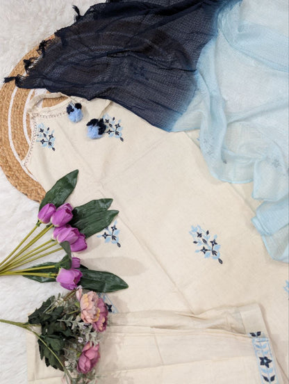 Cute Floral Sleeveless Kurti Set