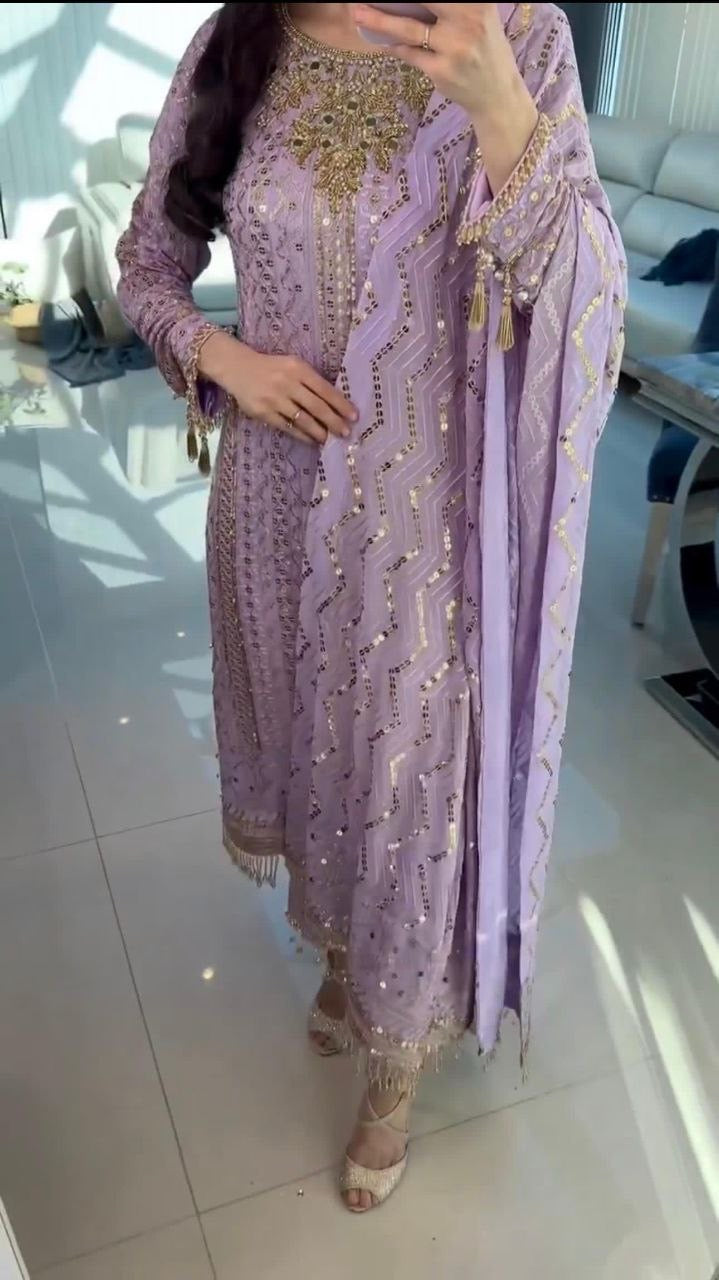 Lilac Pakistani Salwar Suit