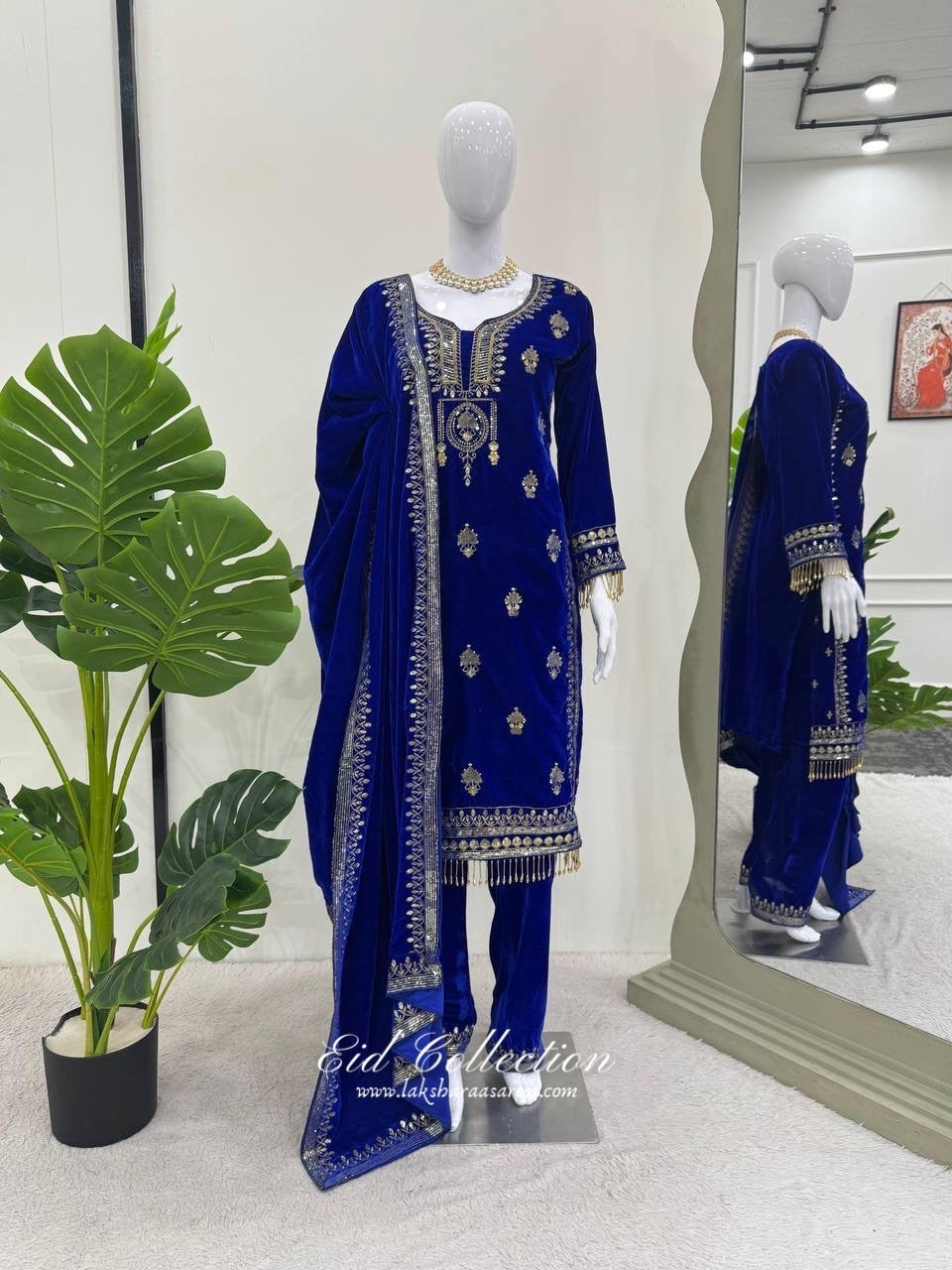 SIRA — Velvet Pakistani Designer Suit