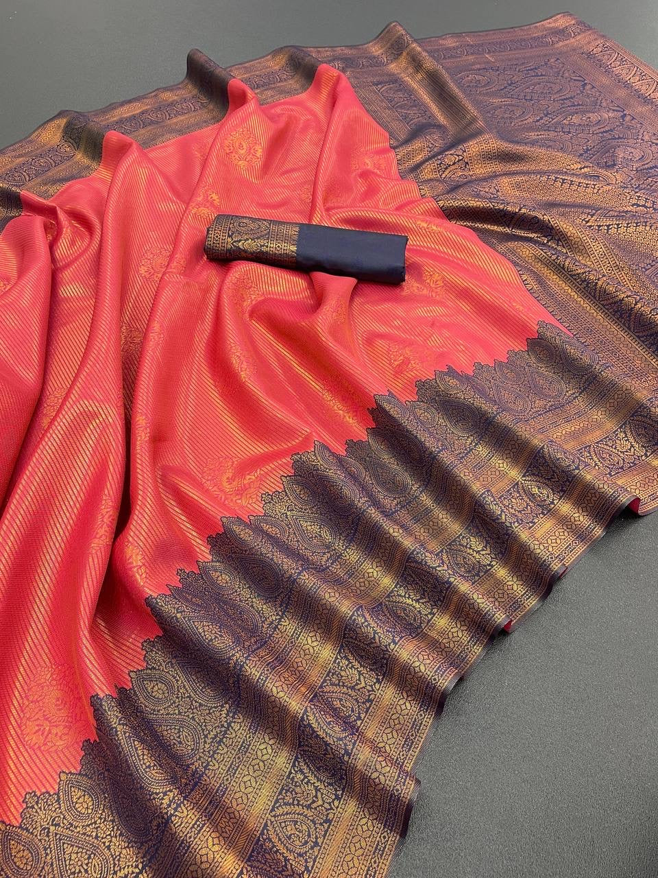 Soft Silk Saree x Contast Border