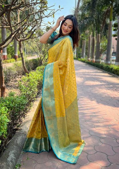 YASHI - Soft Silk Saree with contrast border