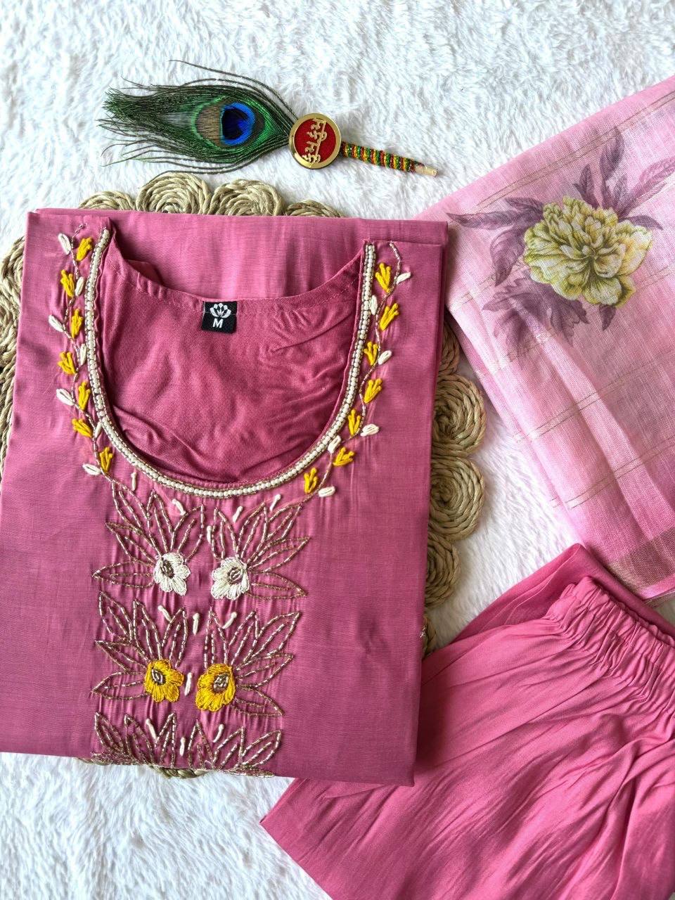 Laksharaa Sarees Mul Cotton Comfy Kurti Set Pink Folded Top View