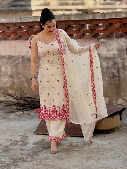 Laksharaa Sarees Maska Cotton Silk Kurta Set Off-White with Pink Embroidery Model Posing