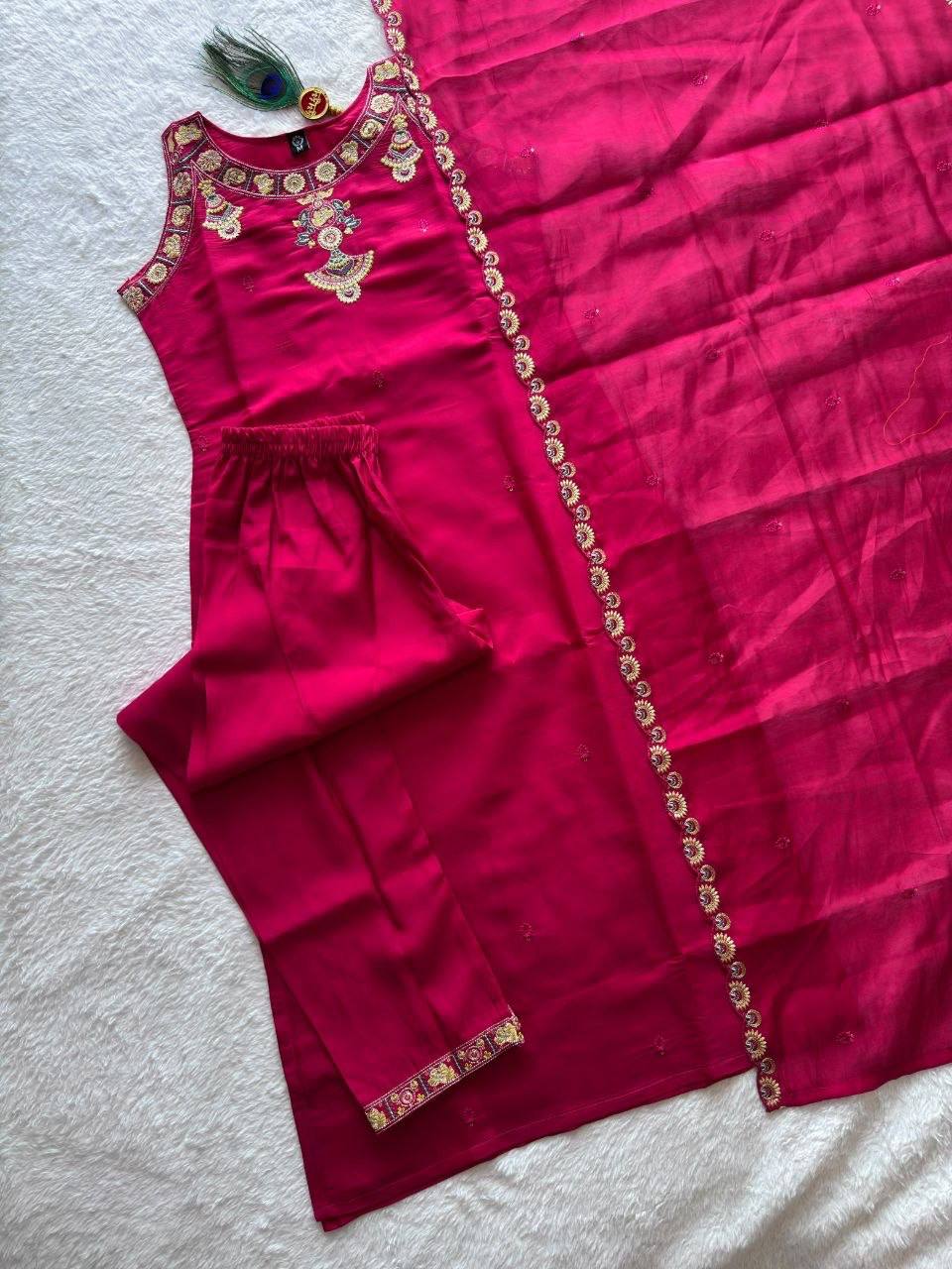 Laksharaa Sarees Kurti set Pink Full view with dupatta