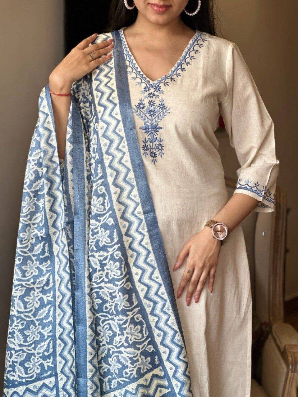 Festive Special Off White Kadhi Kurti Set