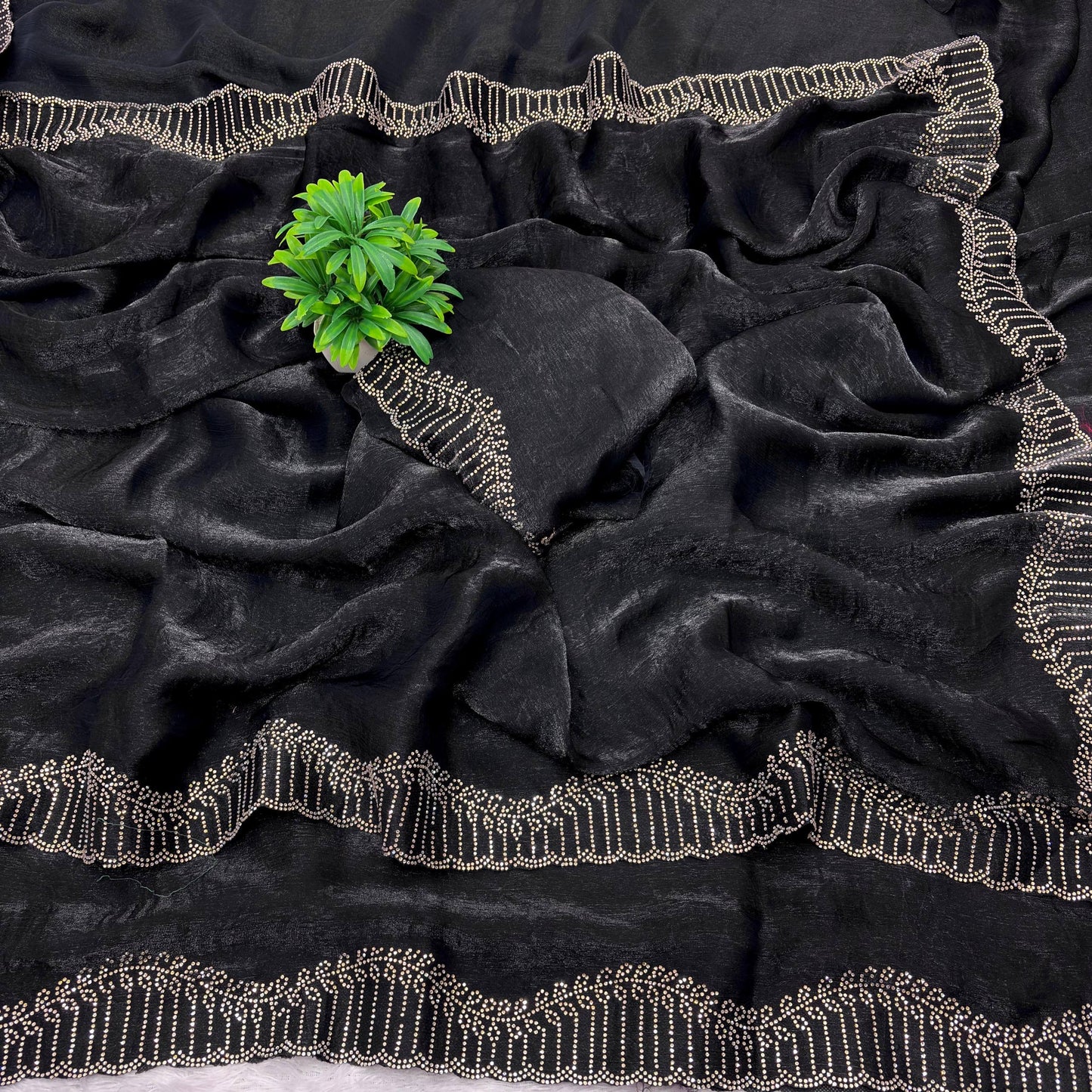 ROMANCE —  Shimmer Sarees x Stone border