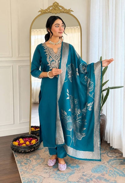 Laksharaa Sarees PATRICIA — cotton blend Kurti set Teal Worn by Model