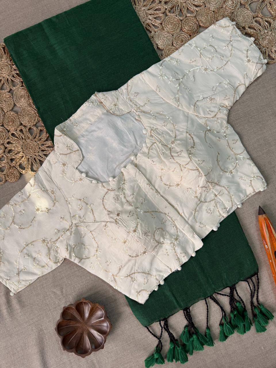 Laksharaa Sarees INDHU comfy kadhi cotton saree x readymade blouse Forest Green
