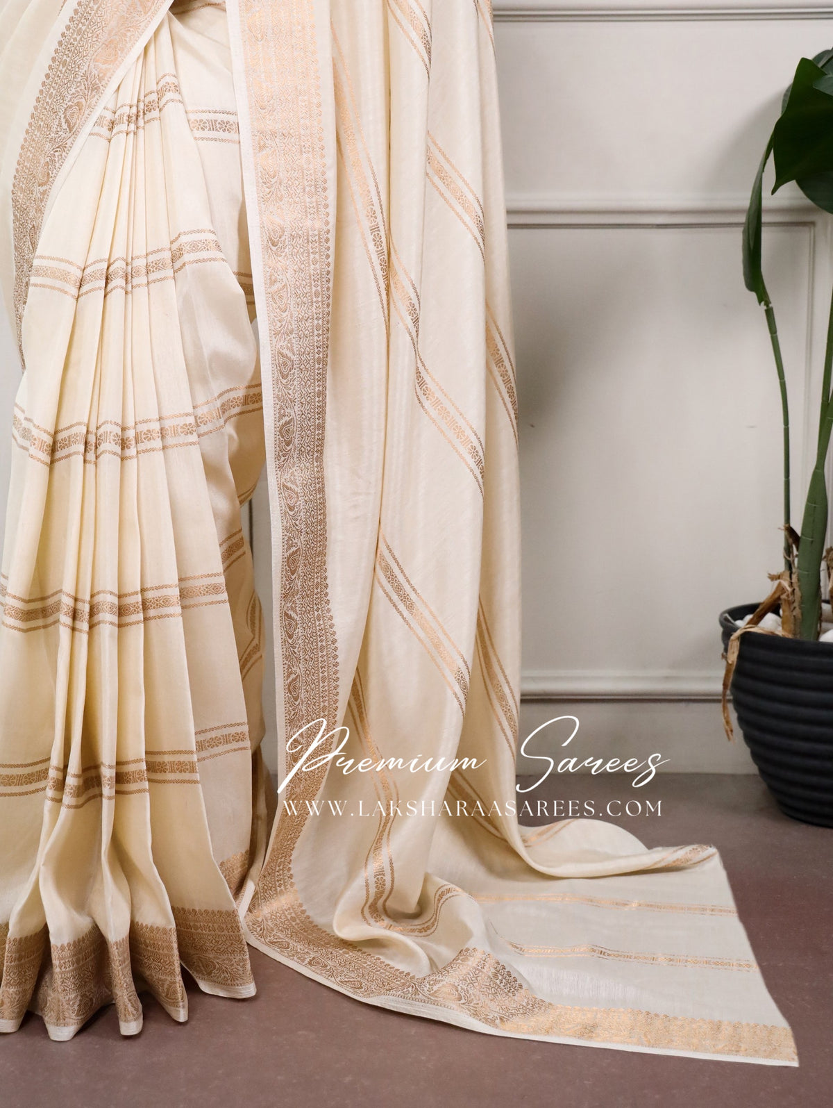 BANU —  Dola Silk Saree