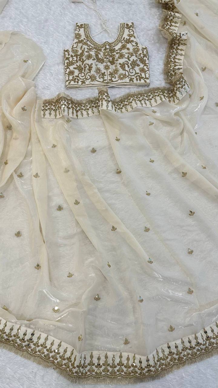 House of Kurtas Cream Georgette Dinner Saree detailed view